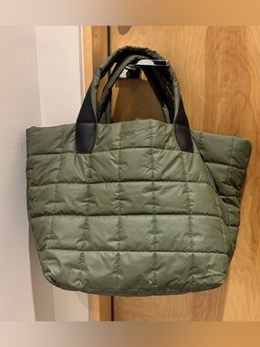 Vee Collective Porter Tote Moss with Black Handles